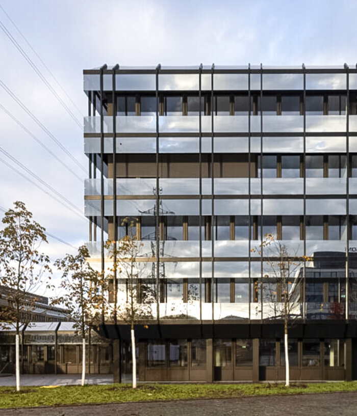 Fassadensanierung businesscenter bcn baar 02